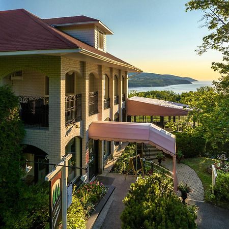 Auberge Des Falaises La Malbaie Eksteriør billede
